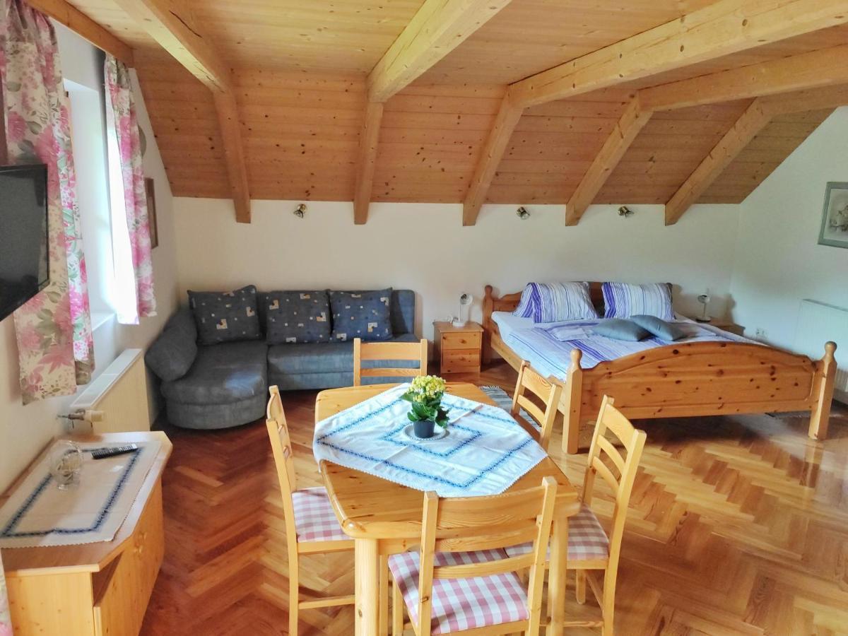 Gaestehaus Lassnig Ebene Reichenau Esterno foto