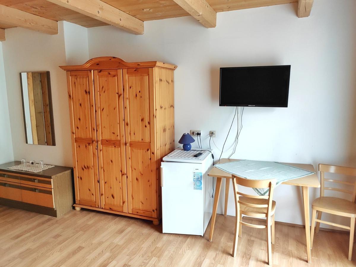 Gaestehaus Lassnig Ebene Reichenau Esterno foto