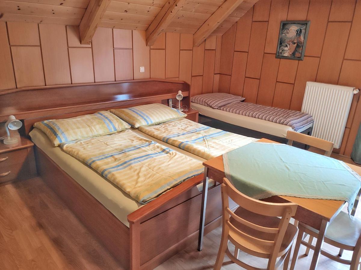 Gaestehaus Lassnig Ebene Reichenau Esterno foto